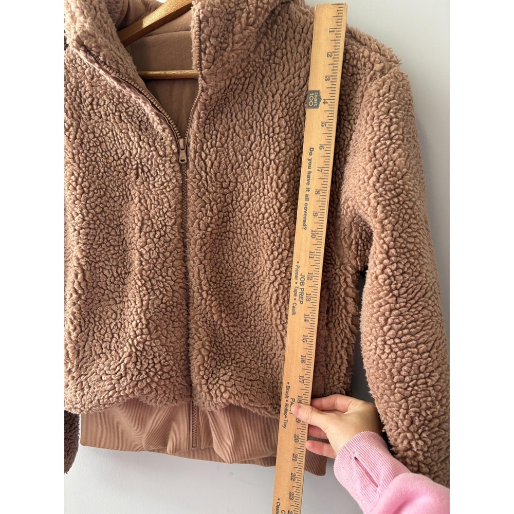 Fabletics Jacket Womens Small Brown Sherpa Fleece Hooded Short Full Zip Lined - Picture 4 of 6